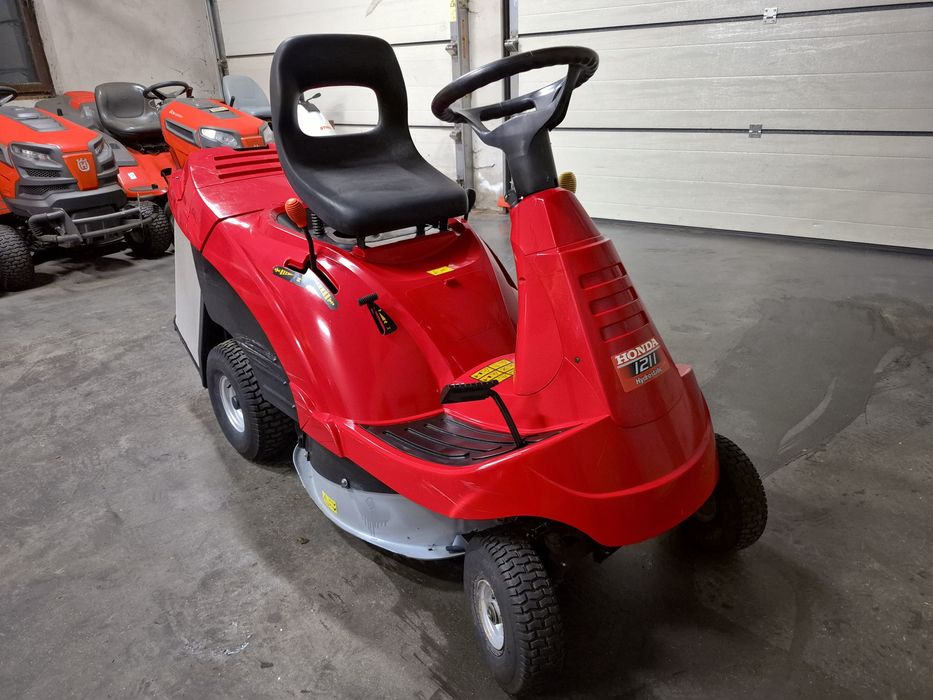 Kosiarka traktorek honda 1211