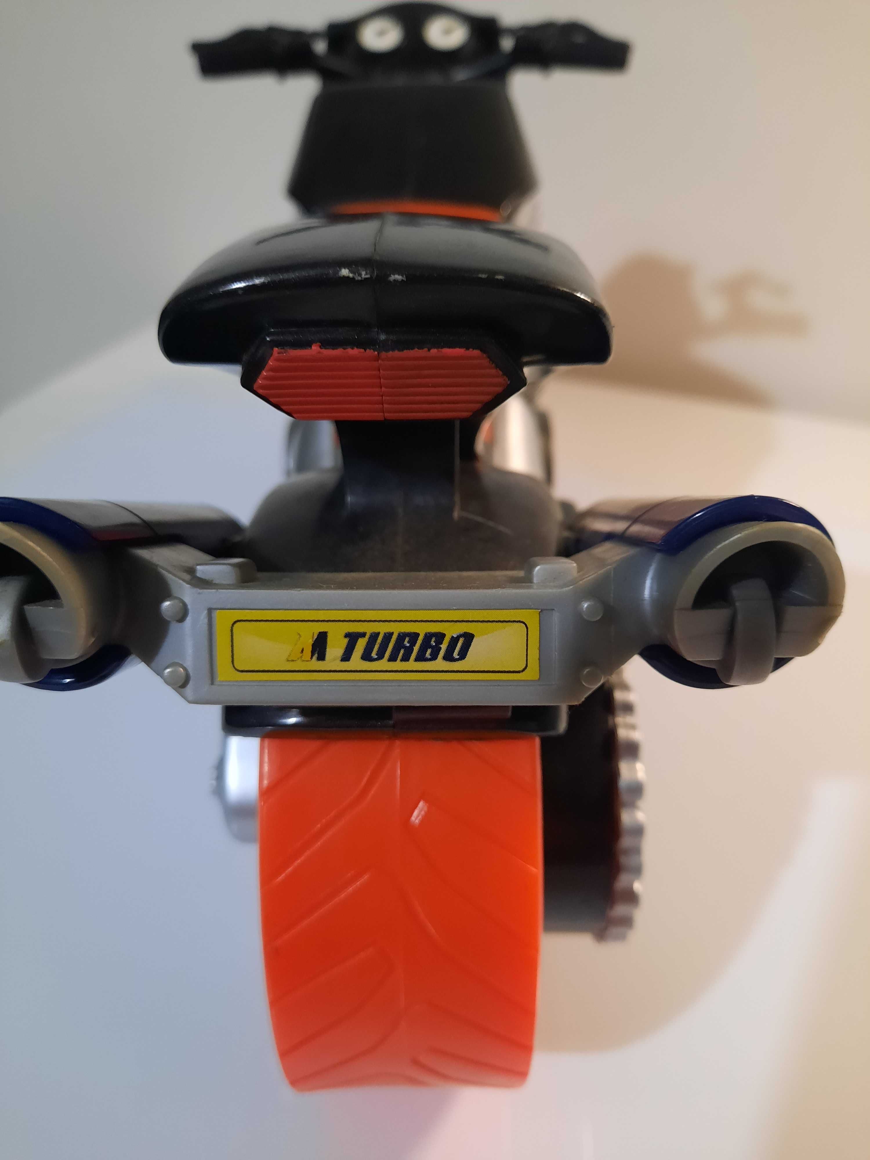 Moto de brincar com tração na roda traseira