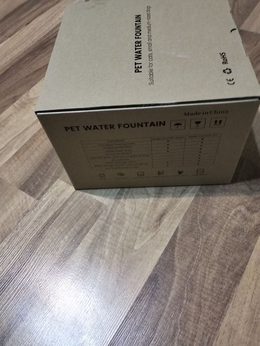 Fontana poidło dla kota 2.5 l