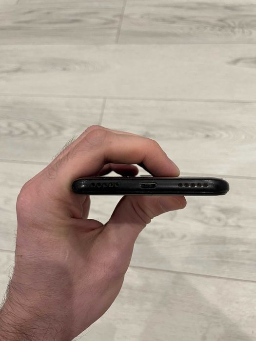 Продам Redmi 5 plus