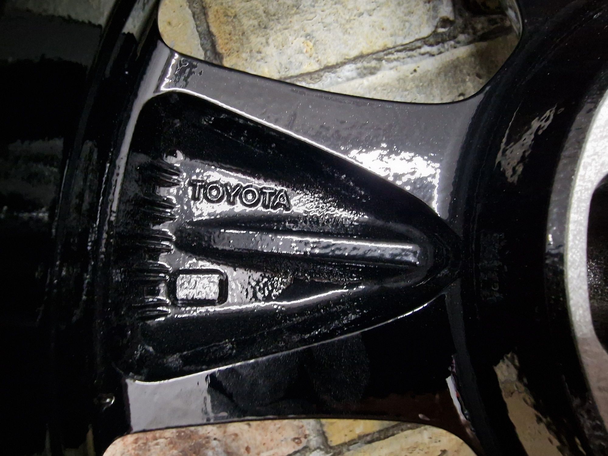 Felgi 16' 5x114,3 TOYOTA Avensis Auris Corolla Yaris RAV 4 Verso Prius