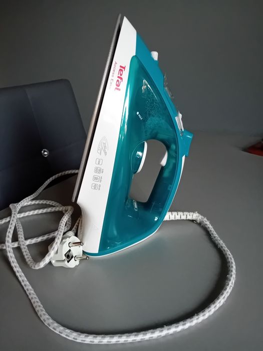 Tefal ceramiczne zelazko parowe