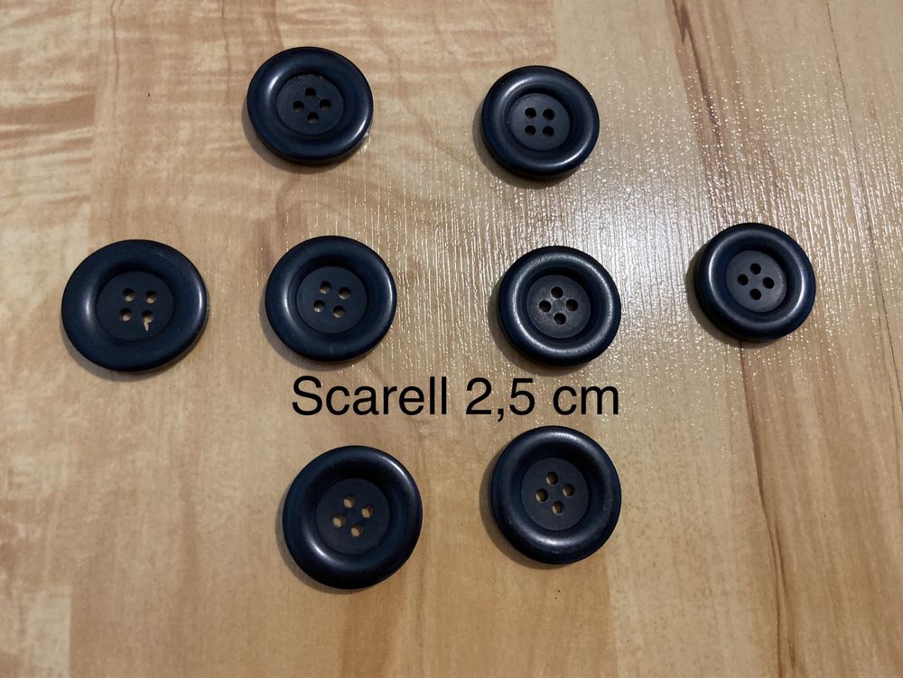 Scarell 8 guzików guziki czarne 2,5 cm od kurtki skórzanej
