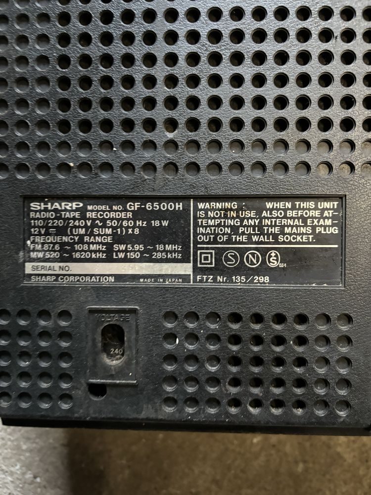 Radiomagnetofon SHARP GF-6500