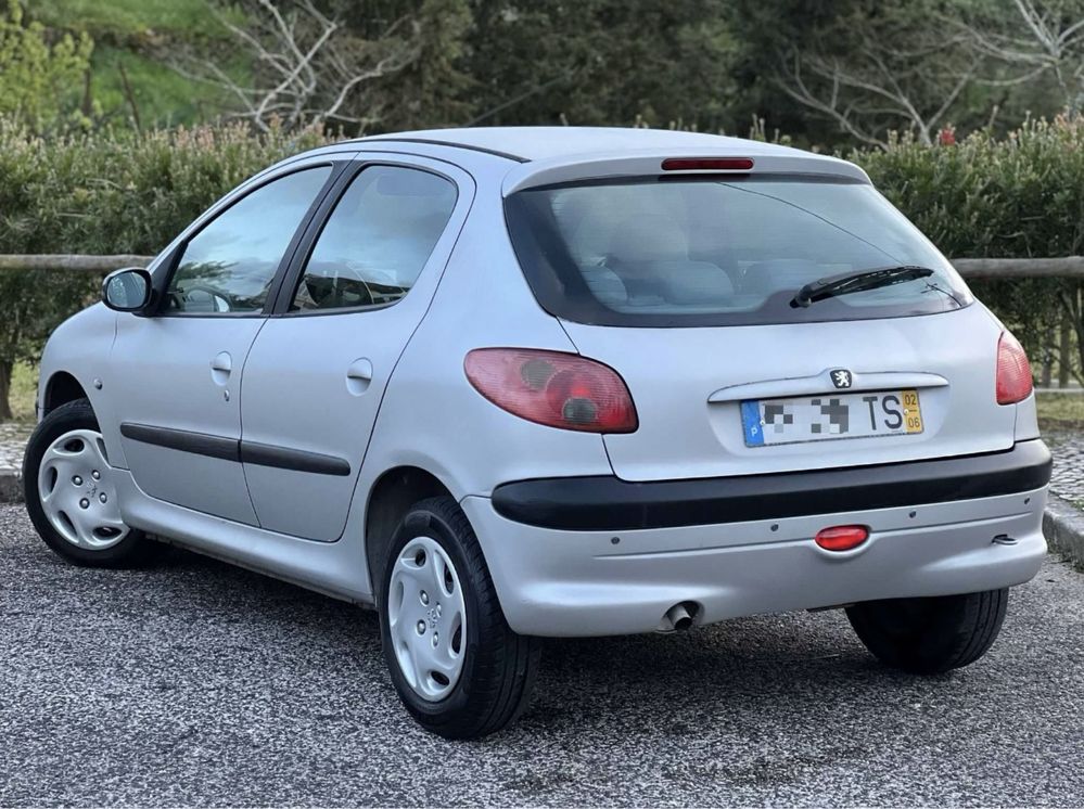 Peugeot 206 1.1 Impecável!