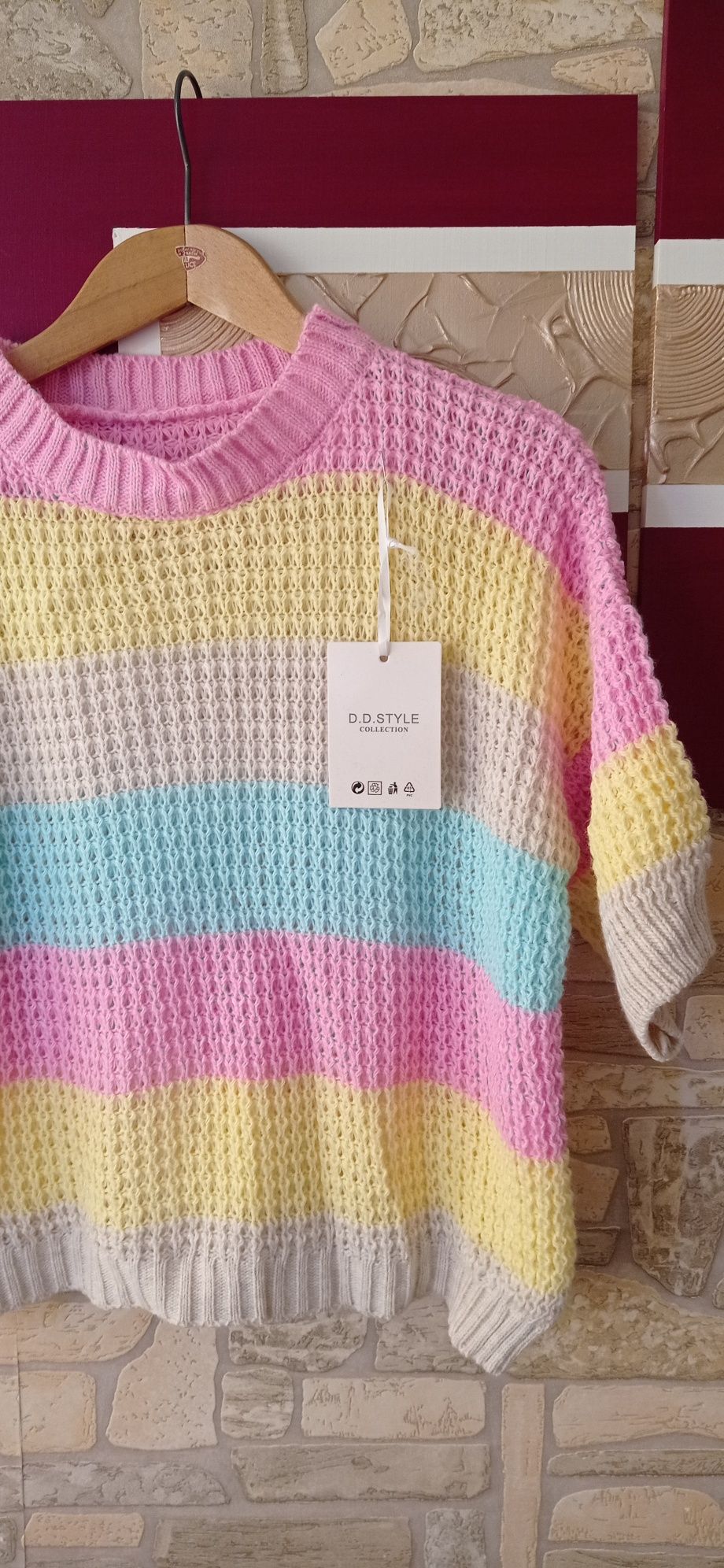 Włoski sweter w paski multikolor