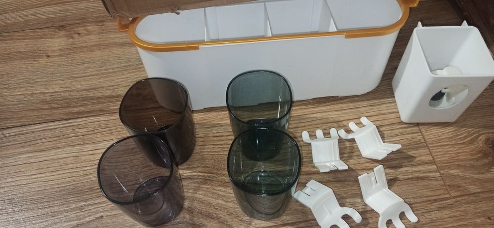 Zestaw łazienkowy# nowy# organizer