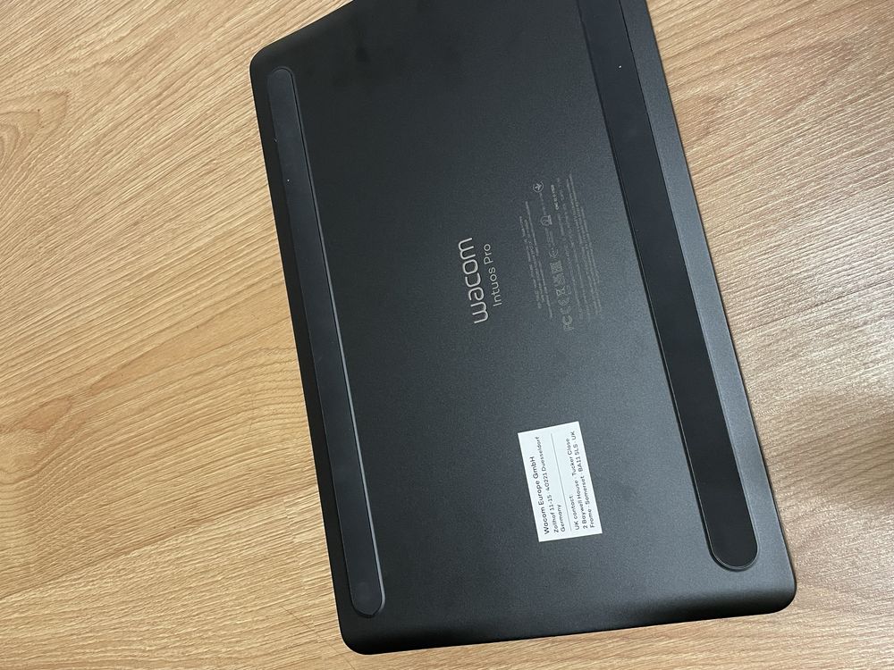 Nowy Tablet graficzny Wacom Intuos Pro M