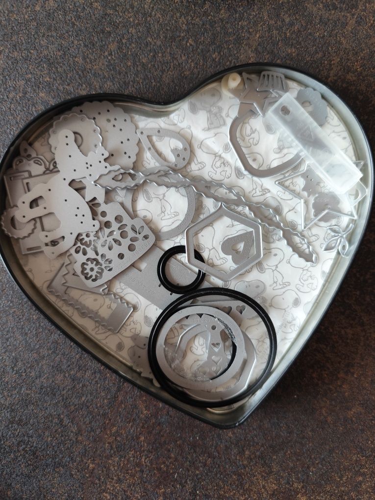 Máquina Sizzix com cortantes