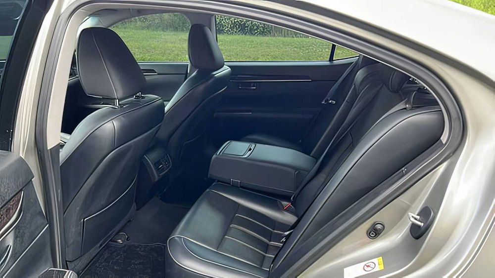 Lexus ES 350      2018