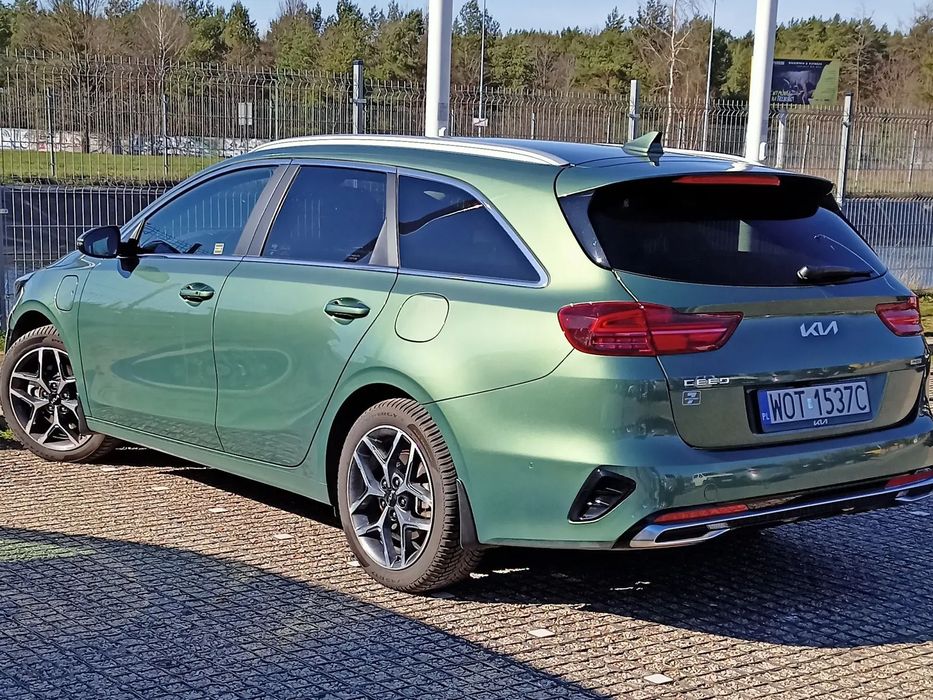 Kia Ceed Kia Cee'd Plug in 1,6 Business Line, jak nowy, gwarancja ASO,Fv 23%