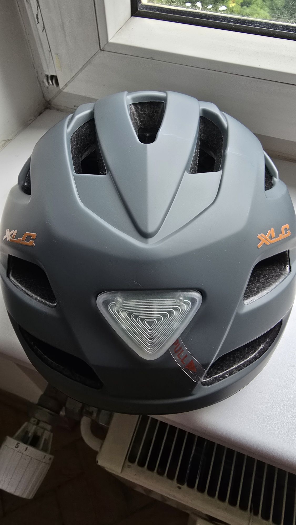 Kask rowerowy ze światełkiem XLC regulowany 53-60cm