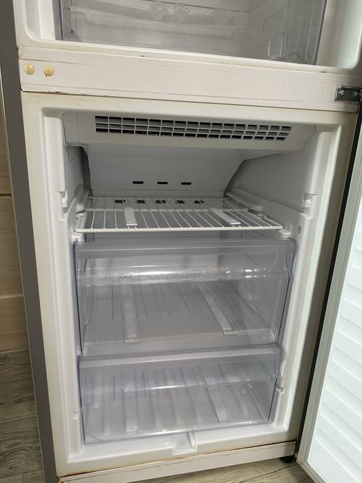 Холодильник Whirlpool no frost