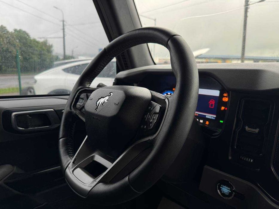 Ford Bbronco BASE 2021