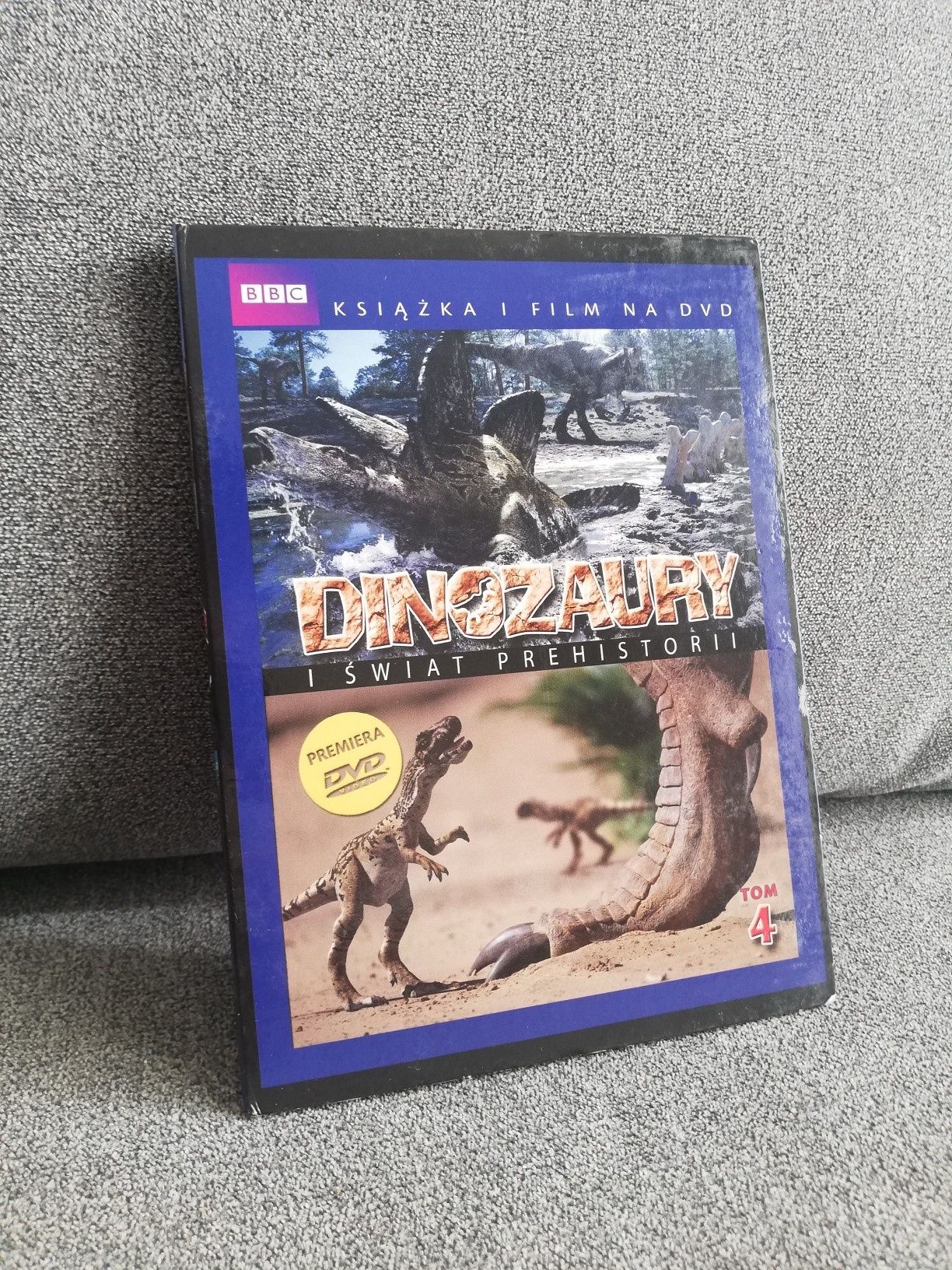 Dinozaury i świat prehistorii tom 4 DVD digi pack