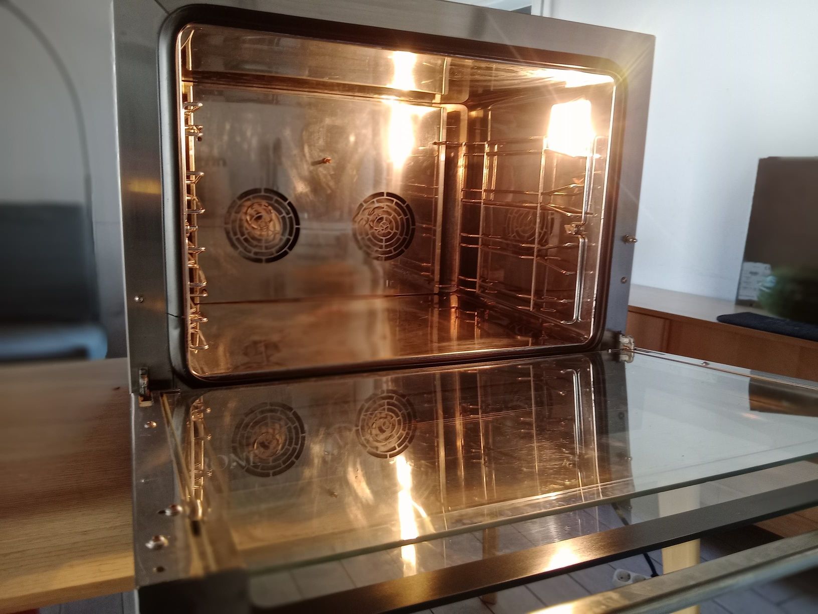 Forno de Convecção Nerone EKO Tecnodom | FEM04NEGNV | Para 4 T