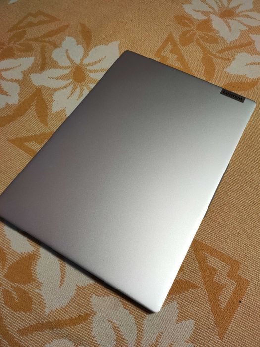 ноутбук Lenovo IdeaPad Slim 5 16IRL8 (16", i7-13620H, 1тб) стан нового