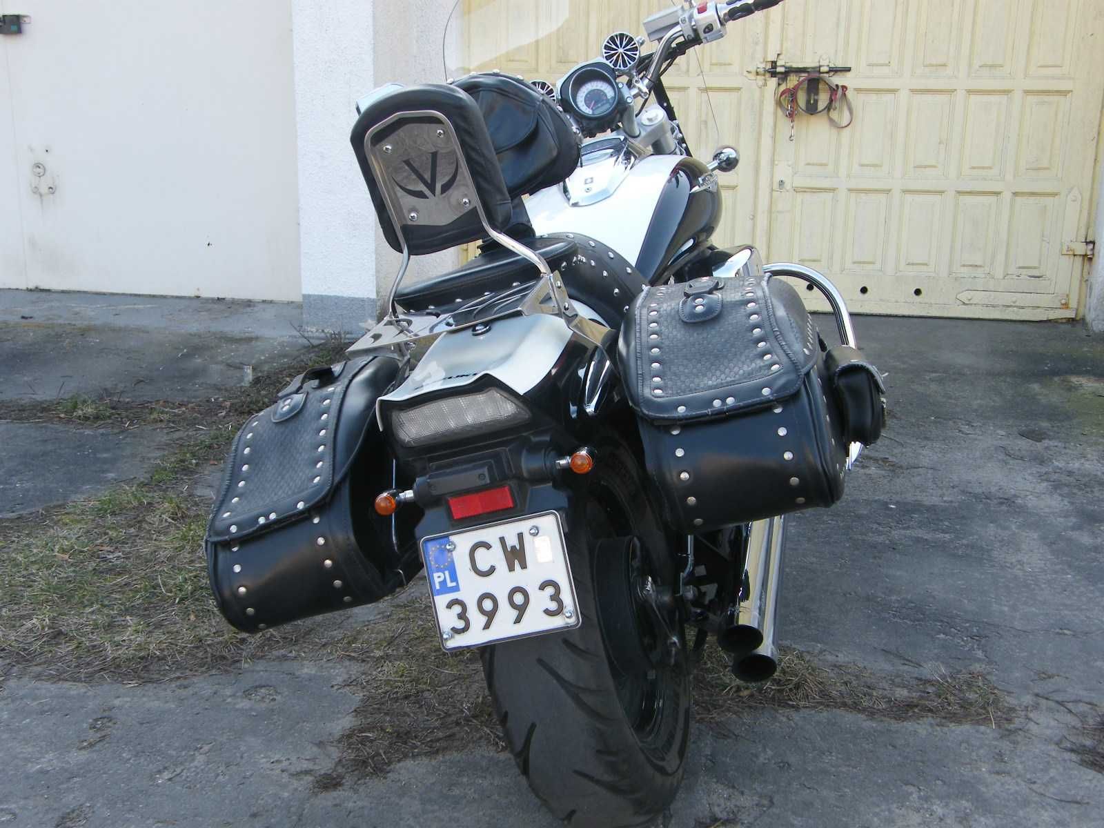 Suzuki Intruder VZ 800