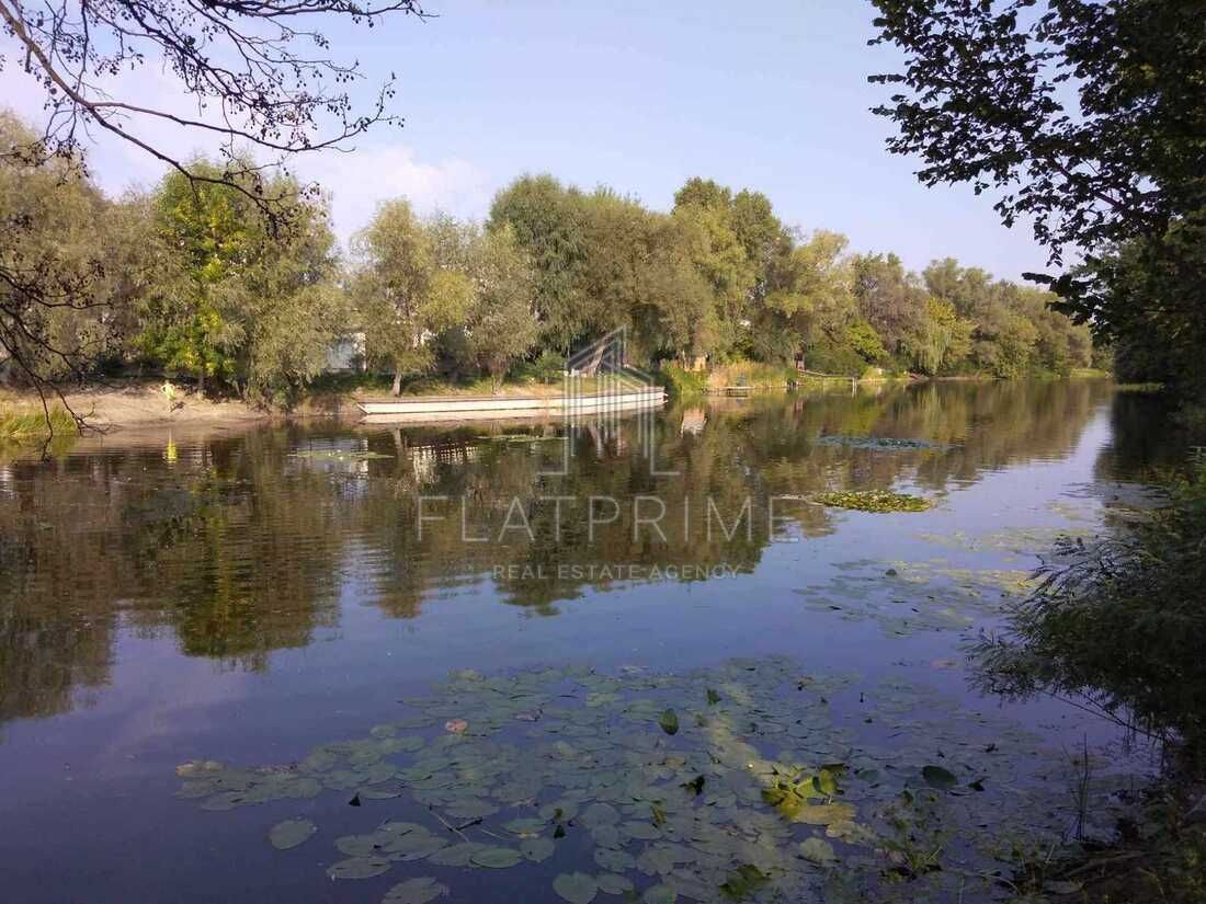 Продається ділянка на Осокорках