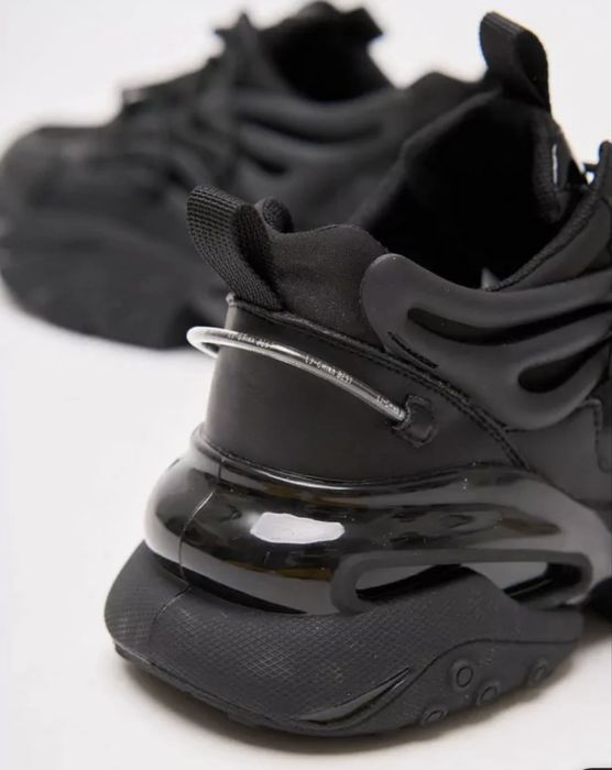 Кросівки жіночі Lonza розмір 36