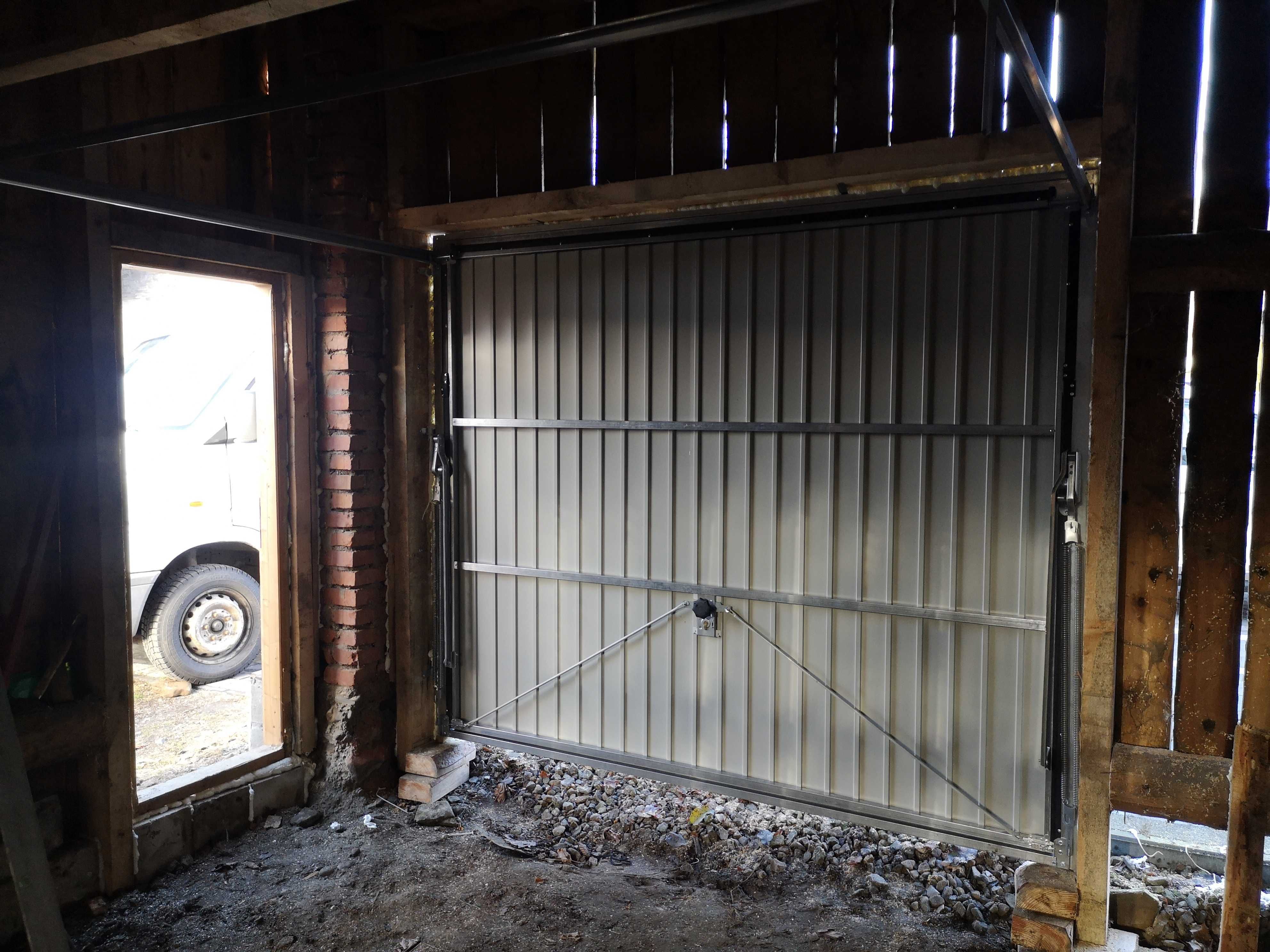 Brama garażowa uchylna uchył 3000x2100 antracyt grafit brąz czarna