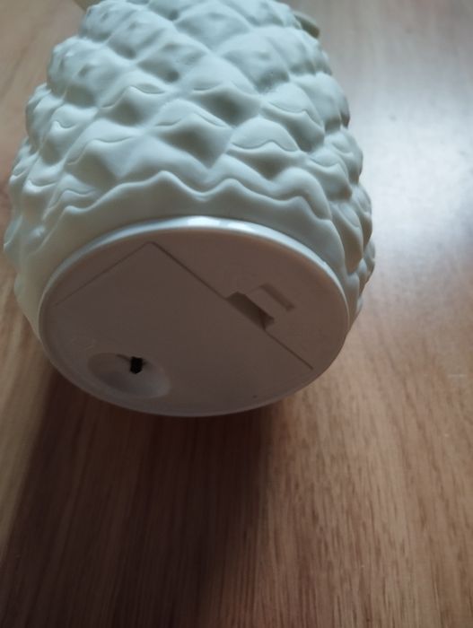 Sprzedam lampkę LED ananas Tchibo