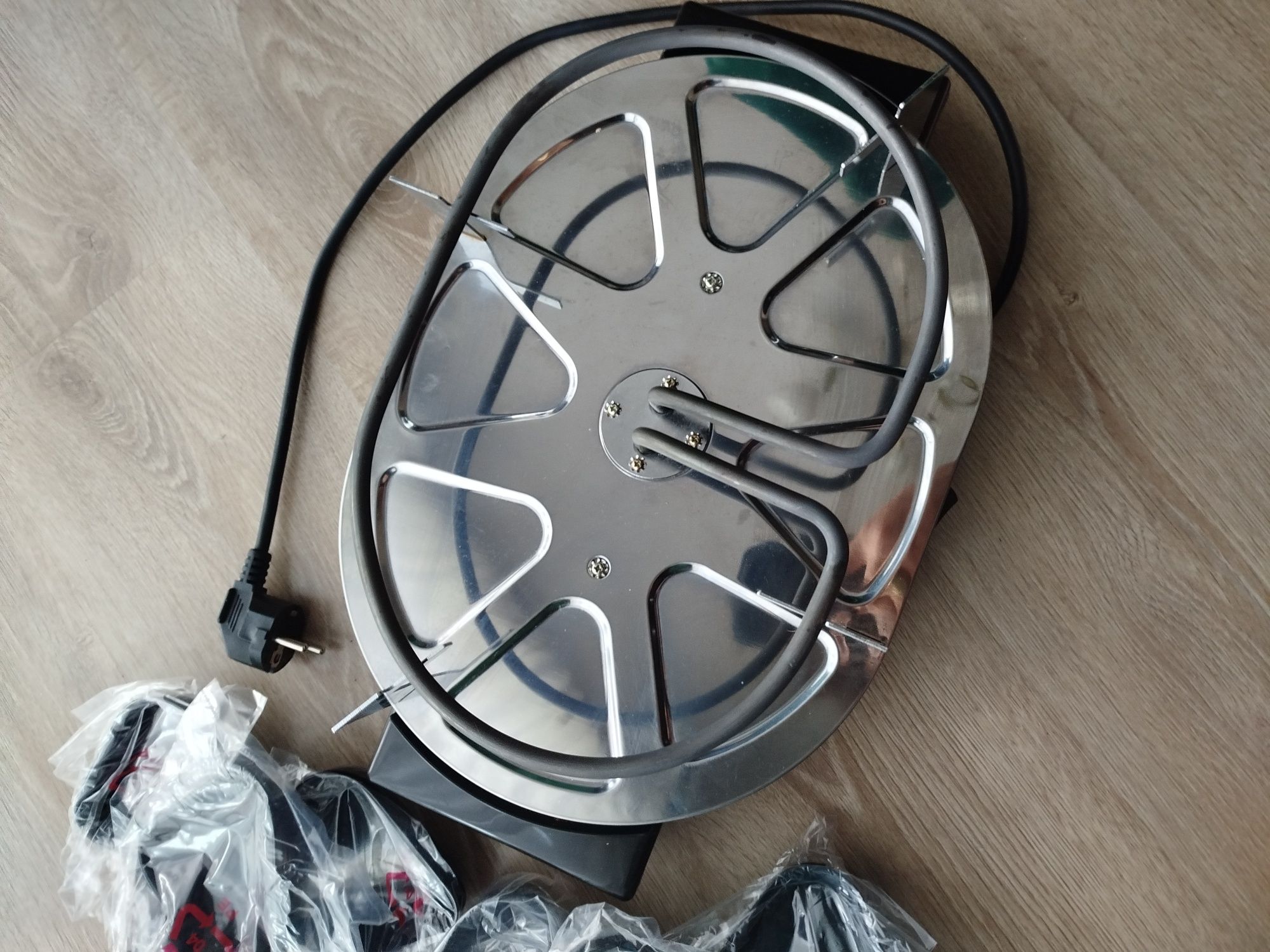 AFK Grill elektryczny 1500W z nowymi 8x łopatkami