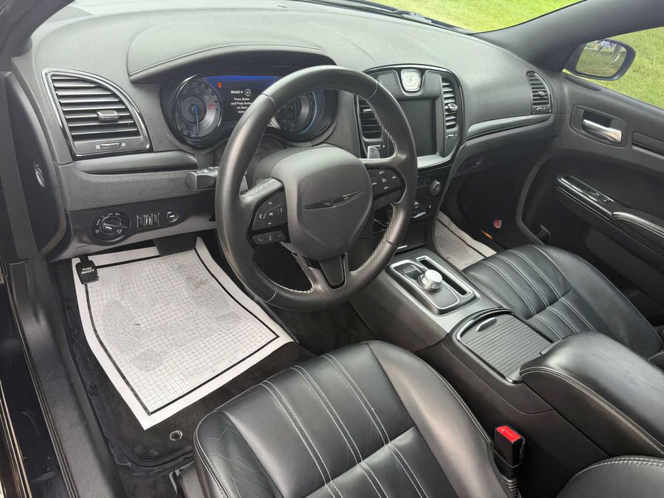 Chrysler 300      2016