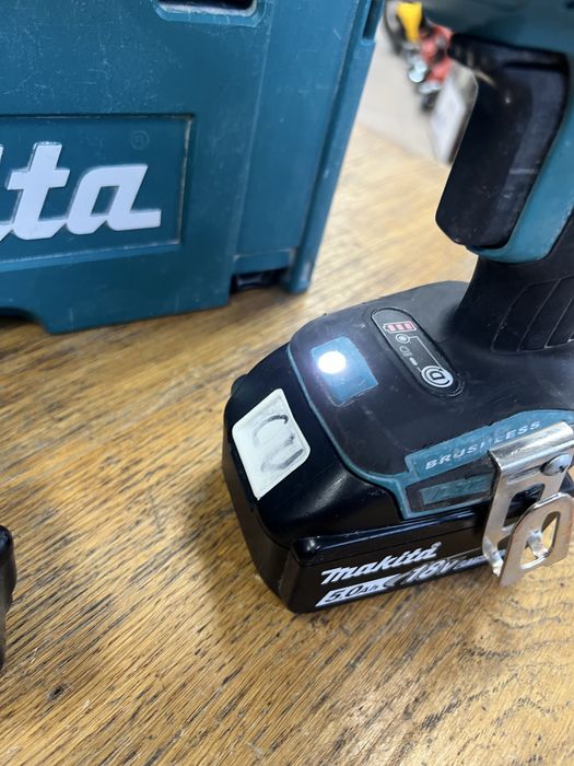 Безщітковий шуруповерт для гіпсокартону MAKITA DFS452Z