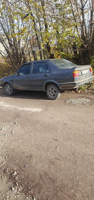 Продам джету 1988 1,8 бензин