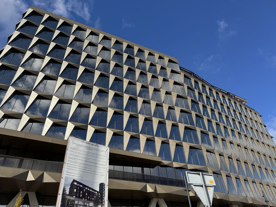 Продаж 2 к квартири вул. Кн. Ольги,120  зданий будинок