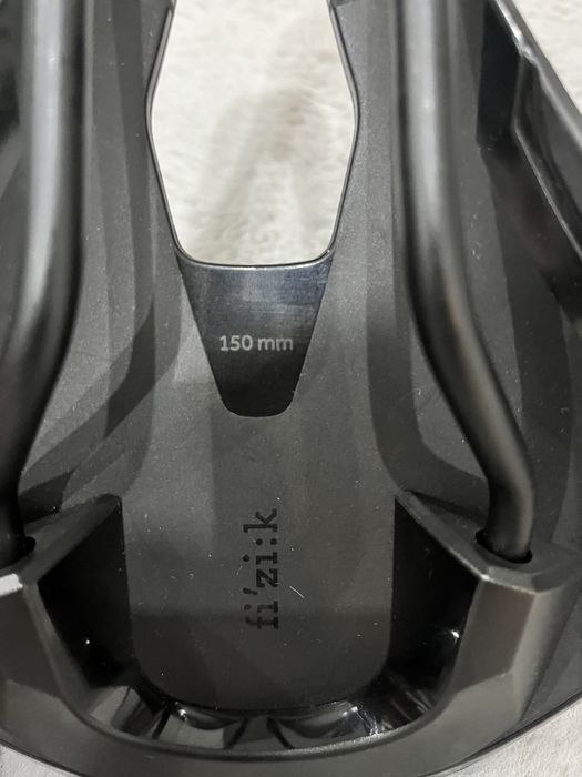 Siodło siodełko rowerowe Fizik Argo Vento 150