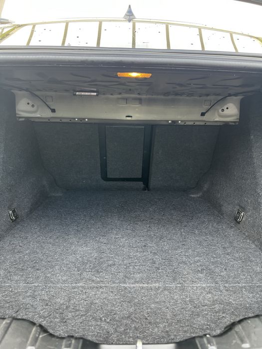 Продаю власне авто бмв ф 10