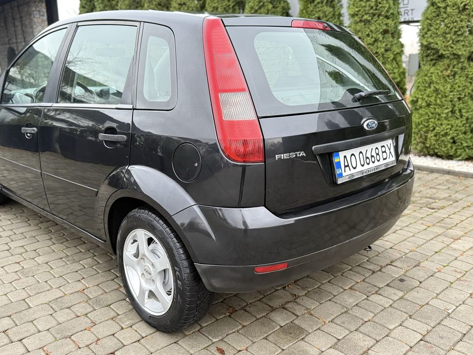 Ford Fiesta 2002 рік 1.4 Бензин Механіка