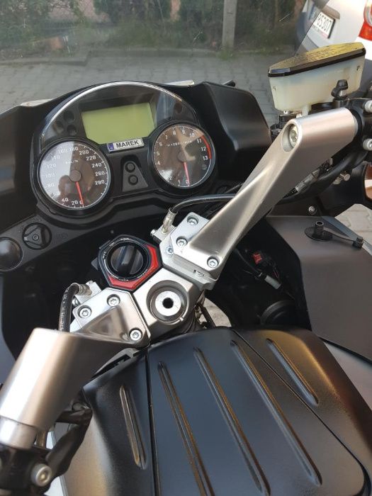 Kawasaki GTR 1400, Podwyższenie z przesunięciem, RISERY