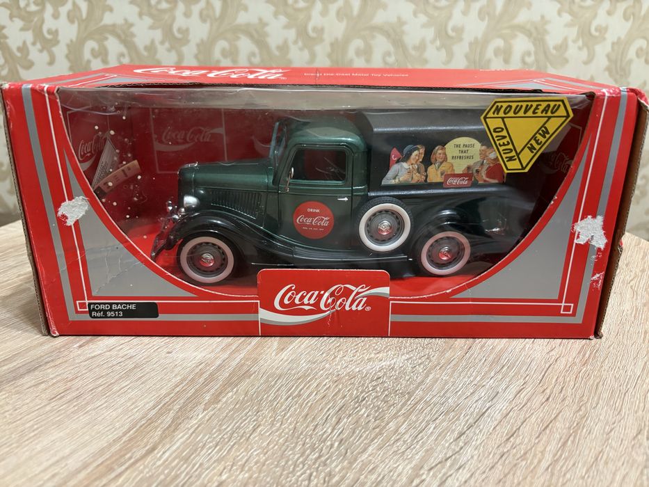 Винтажный грузовик машинка Coca Cola металлический