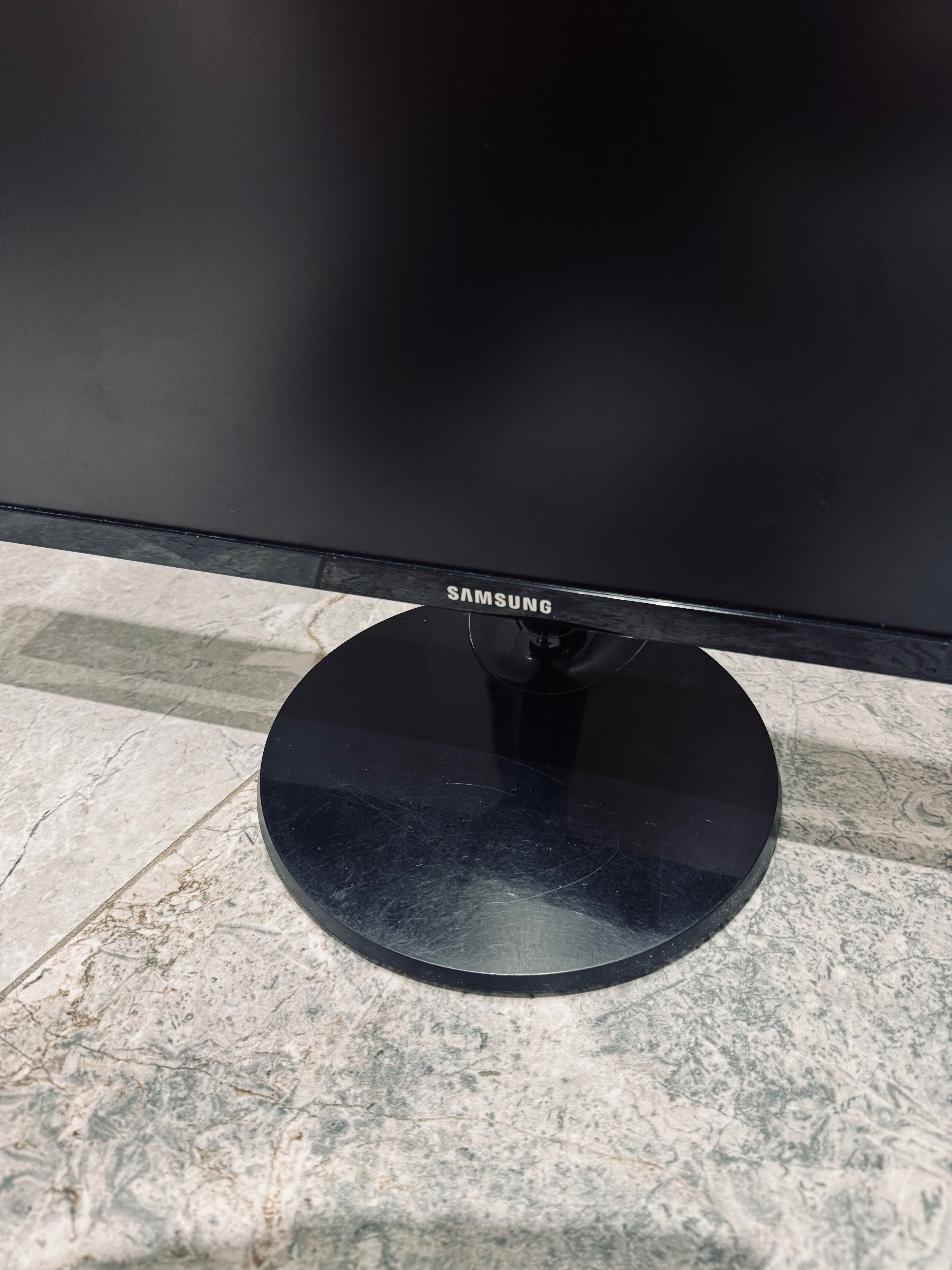 Monitor Samsung S22F350FHI
