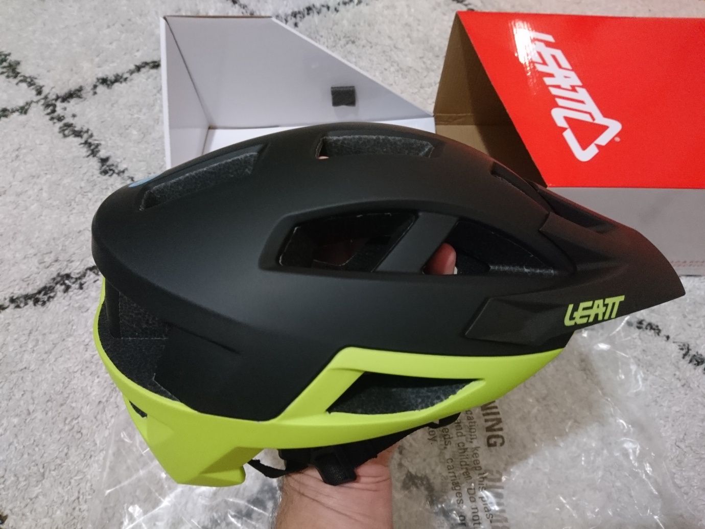 Kask Leatt 55-58cm DBX 2.0 mtb downhill rower nie fox giro poc
