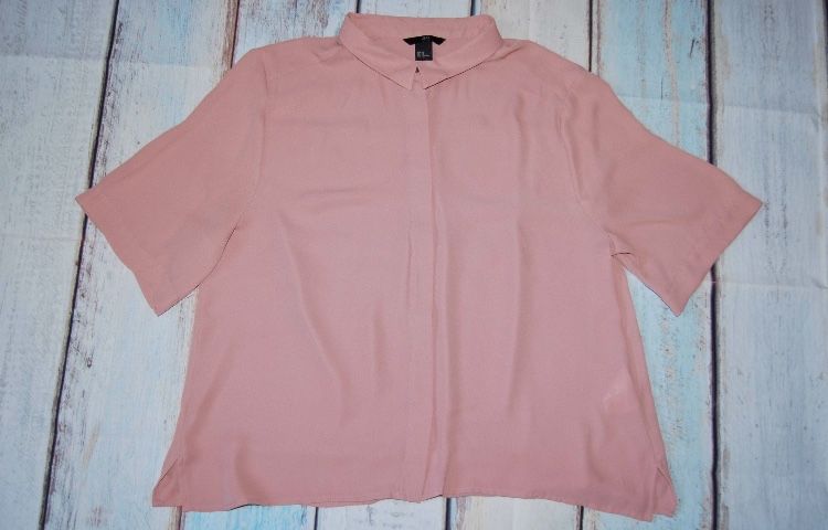 Airy H&M shirt, size 42 XL