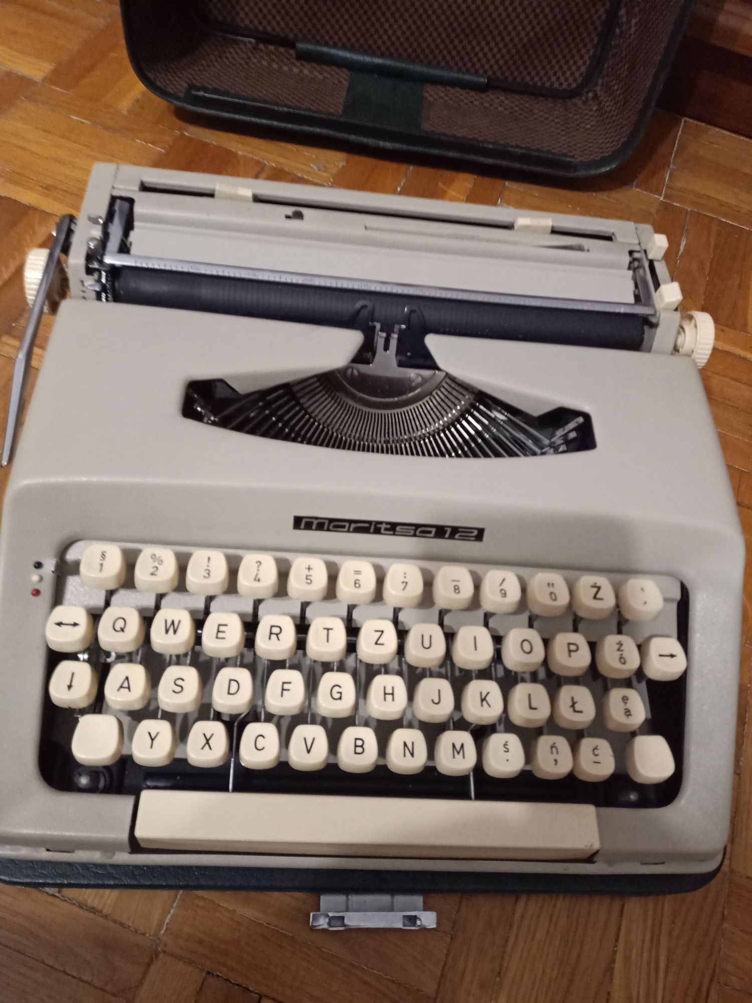 Maszyna do pisania Moritso 12