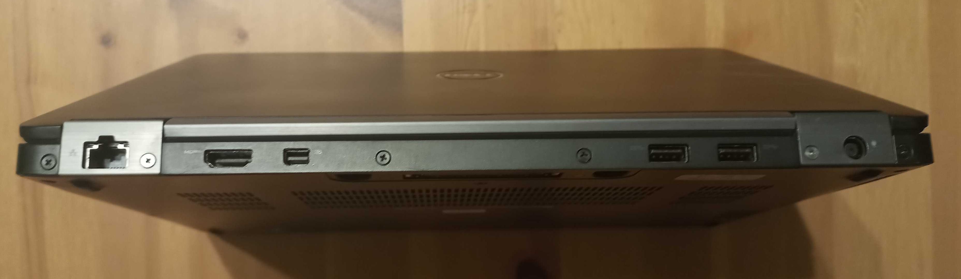 Laptop Dell Latitude E7270 12,5 " Intel Core i5 8 GB / 256 GB czarny