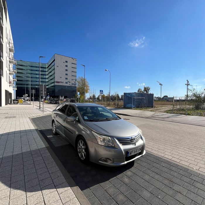 Toyota Avensis 2.0 2009r Salon PL