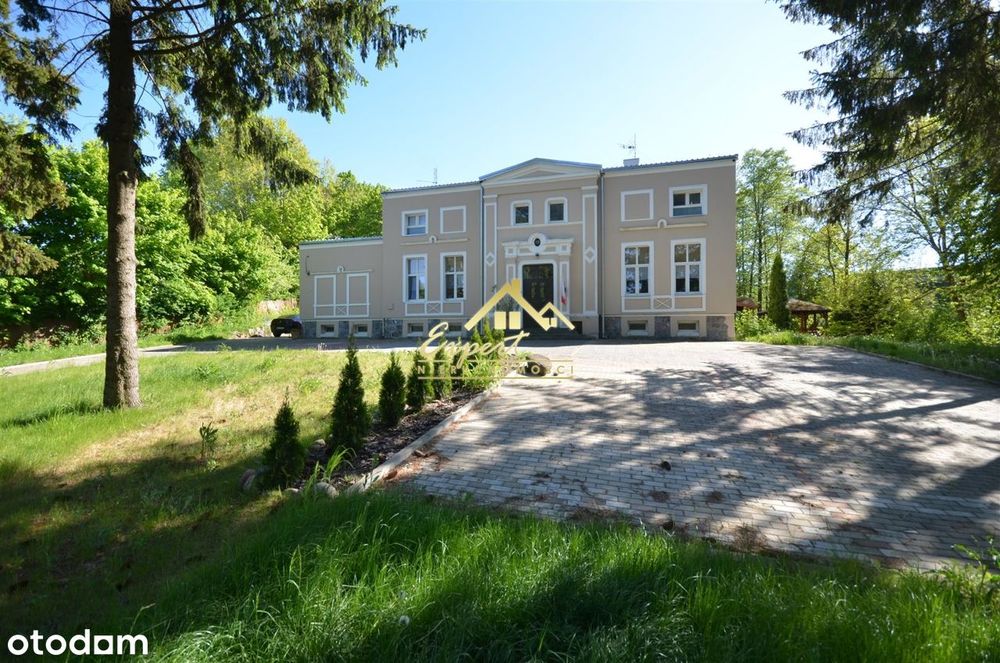 Sprzedam odrestaurowany dworek w Grabinku