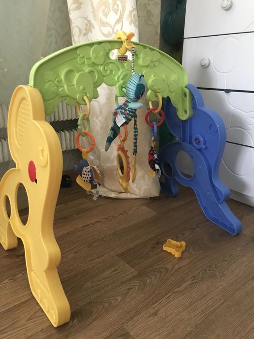 Детский развивающий коврик, мобиль Fisher price, дитячій килим