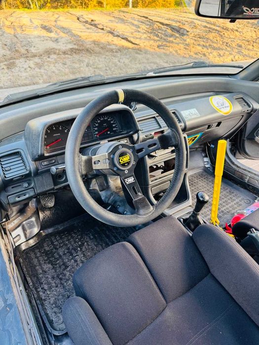 Продам машину підготовлену до змагань та трек днів