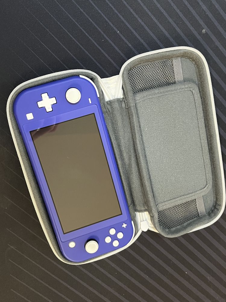 Nintendo Switch Lite Azul + Bolsa de Transporte + Jogo Splatoon