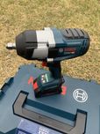 Гайковерт Bosch акумуляторний