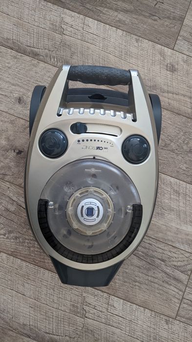 Продається пилосос клатронік