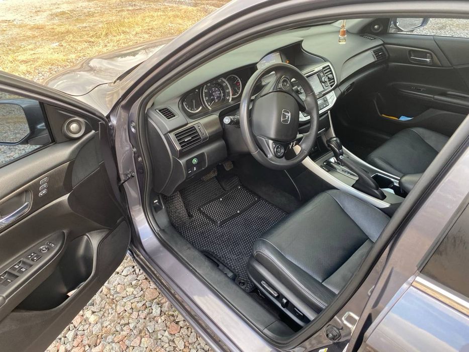 Продам Honda Accord IX 2014 року в хорошому стані