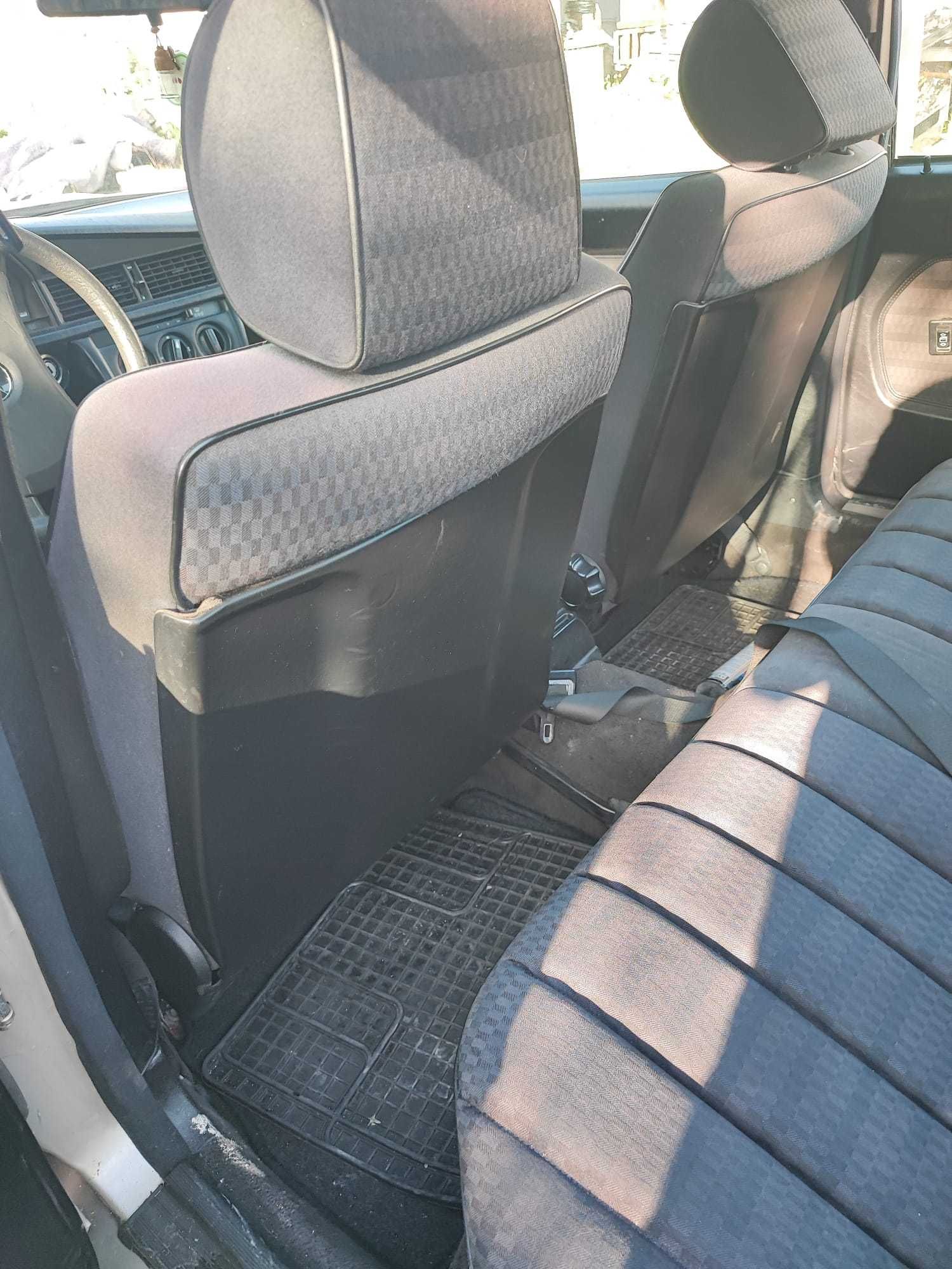 mercedes 190 para abate vendo diverso material
